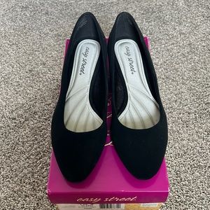 Black heels Easy Street Black Lamy 7.5